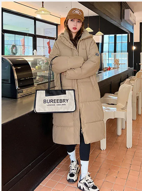 Relaxed-Fit Hooded Puffer Coat Perfect for Winter Adventures