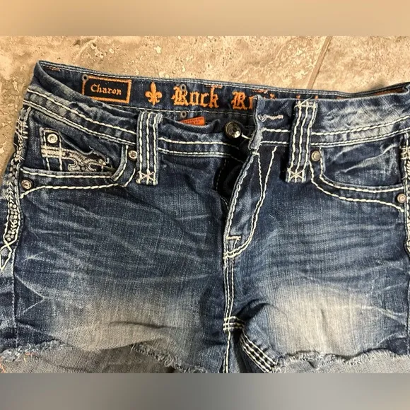 Rock Revival Charon easy stretch shorts | Mid Rise | Size: 26