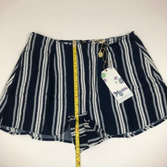 Show Me Your Mumu Sawyer Printed Shorts NWT