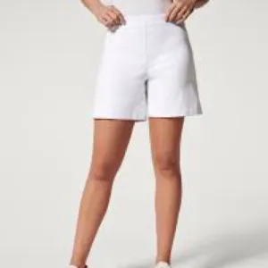 Silver Linings Shorts 6” with Ultimate Opacity Technology Size Large NWT