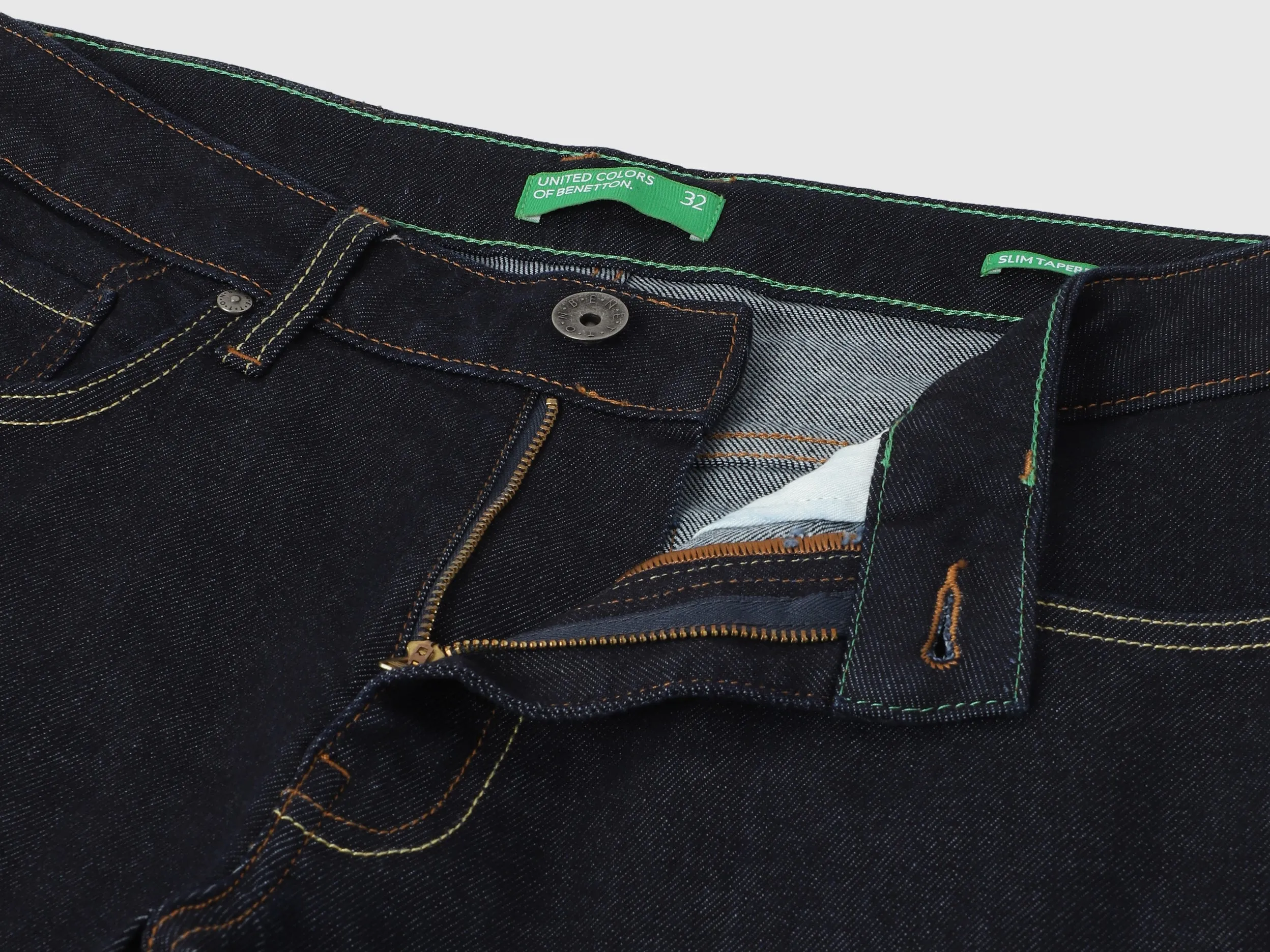 Solid Tapered Fit Jeans