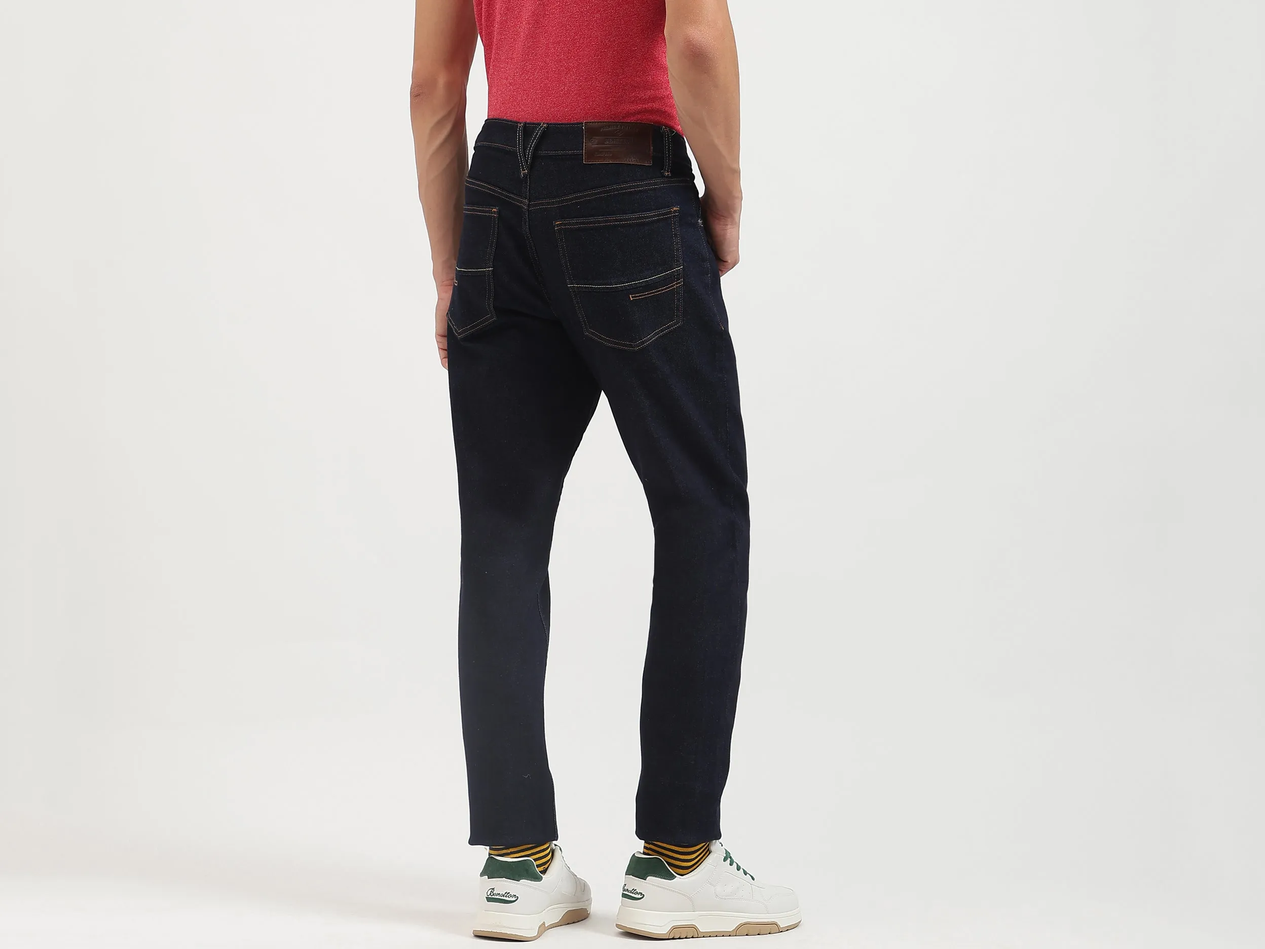 Solid Tapered Fit Jeans
