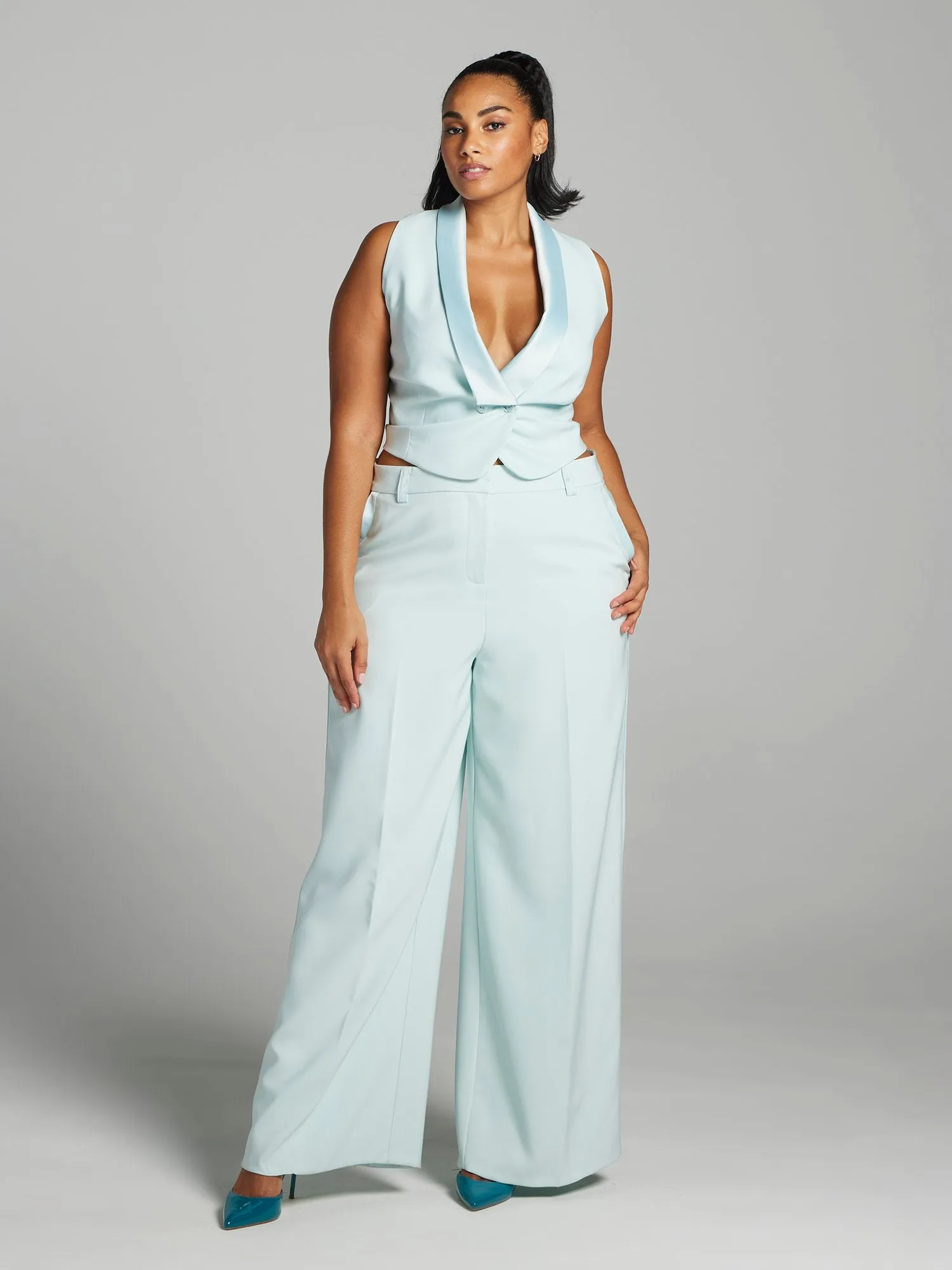 Teagan Satin Trim Sleeveless Vest