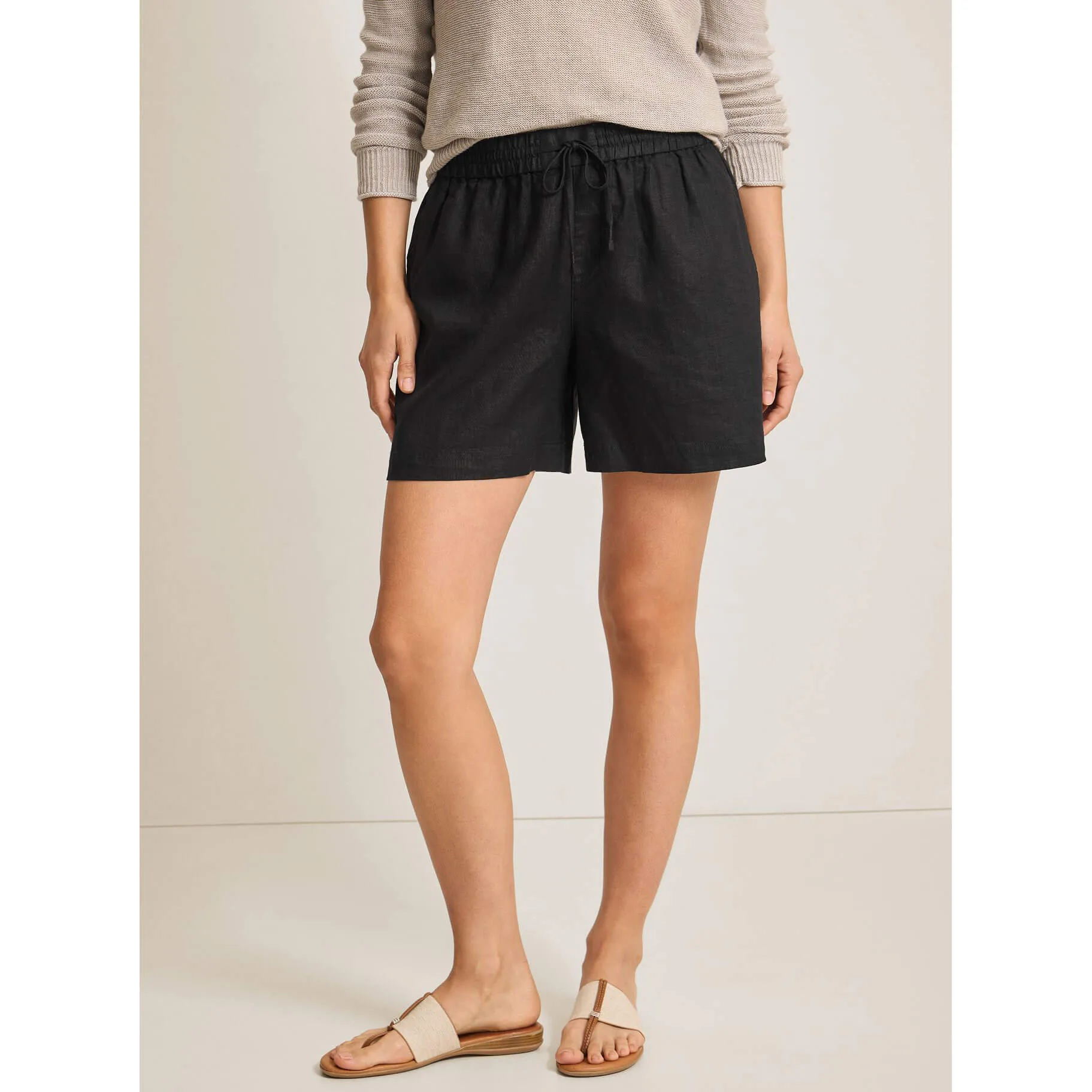 Tommy Bahama Women's Two Palms Easy Linen Shorts - Black