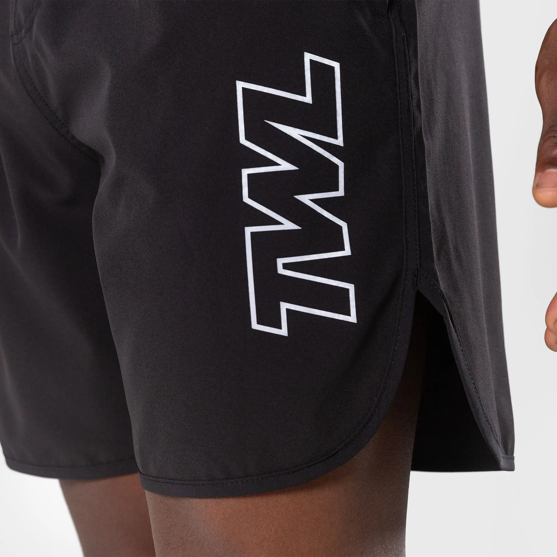 TWL - MEN'S FLEX SHORTS - ATHLETE - BLACK/WHITE