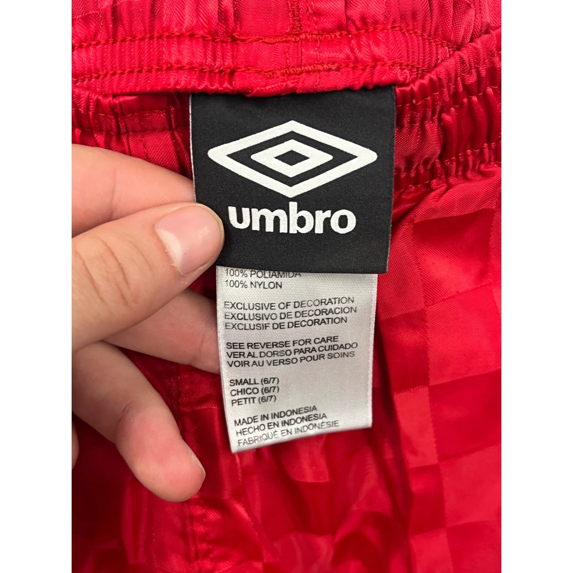 Umbro Boys Red Shorts Size S 6/7 With Elastic Waist #8155