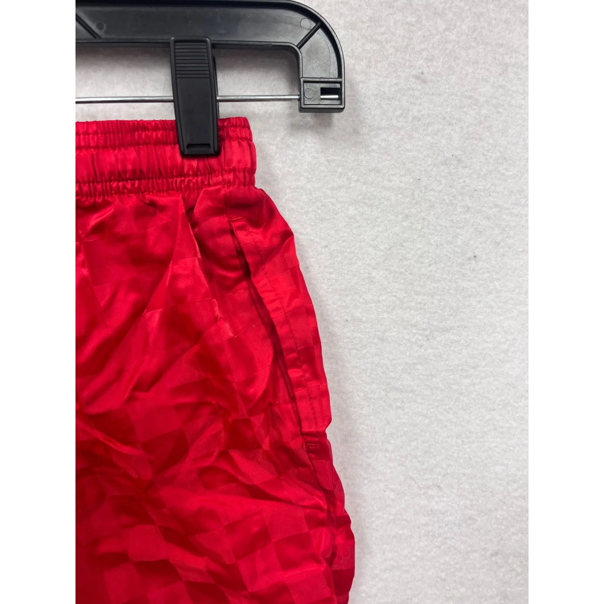 Umbro Boys Red Shorts Size S 6/7 With Elastic Waist #8155
