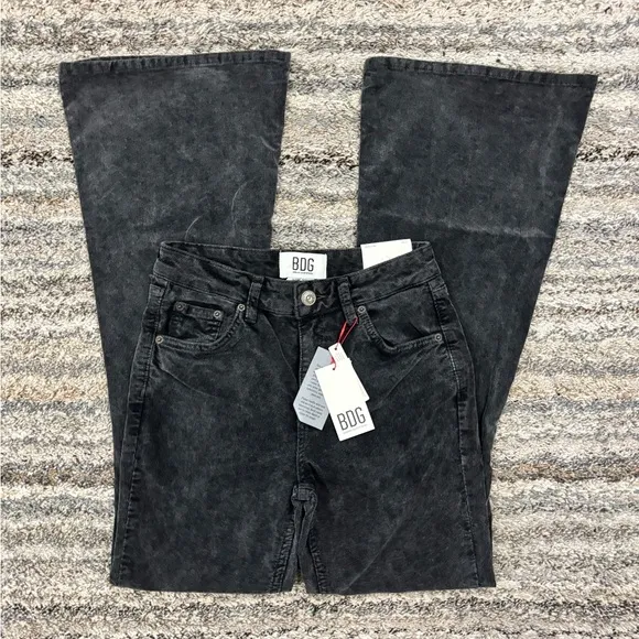 Urban Outfitters Low Rise Flare Corduroy Jeans Sz 27 NWT | BDG Flare Jeans NEW-