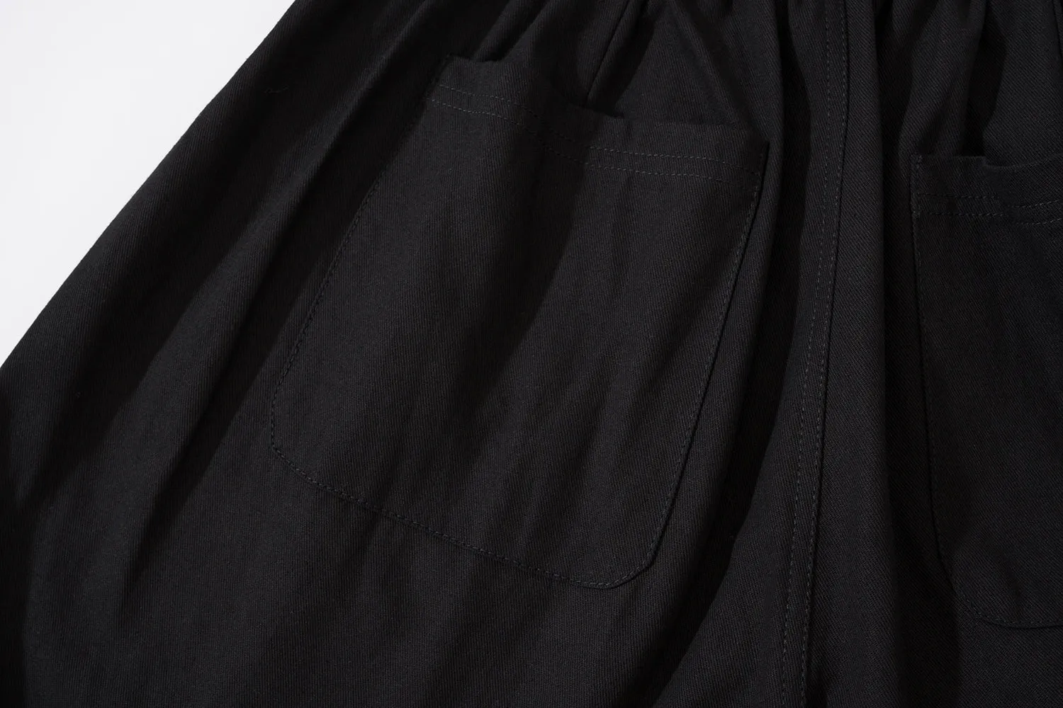 UT125BK | EASY WIDE SHORTS