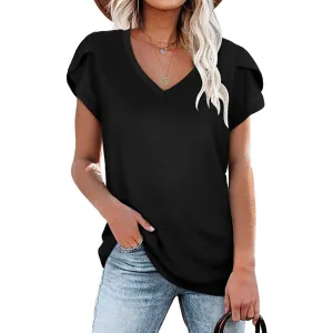 V-neck T-shirt with Charlotte heart print