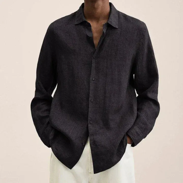 Versatile and lightweight men's linen shirt, elegantly styled