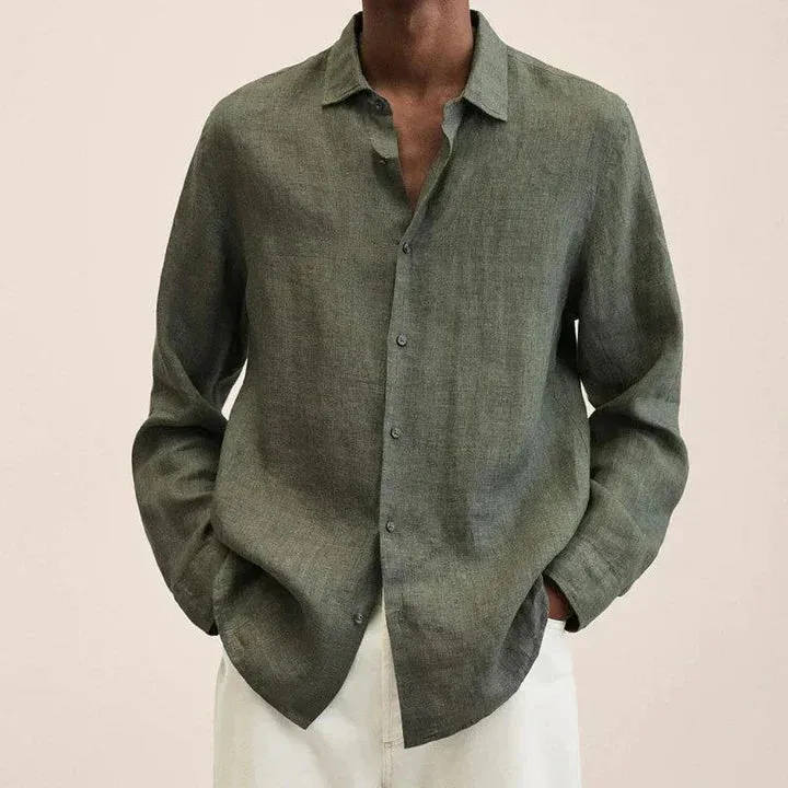 Versatile and lightweight men's linen shirt, elegantly styled