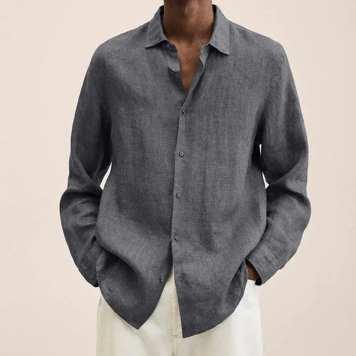 Versatile and lightweight men's linen shirt, elegantly styled