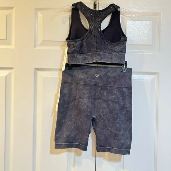 WILDFOX SWEAT-Black Stonewash Look-Laser Detail Sports Bra &amp; Bike Short SET-Sz L