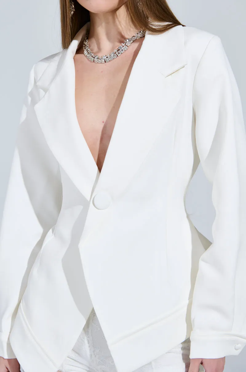 WRAPPED IN A BOW BLAZER IN WHITE